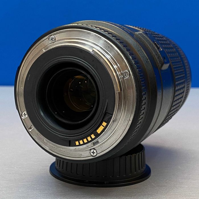 Canon EF 70-300mm f/4-5.6 IS USM