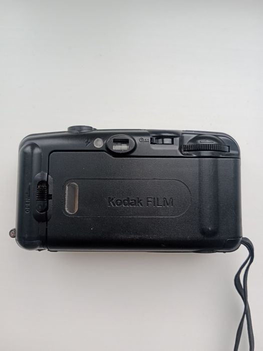 Плёночный фотоаппарат Kodak KB-10
