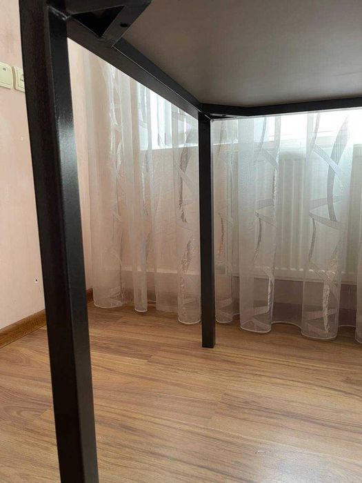 Стіл кухонний  в стилі лофт