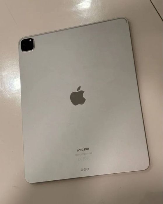 ipad pro 6gen 12.9 4g m2 2022 128gb MDM silver