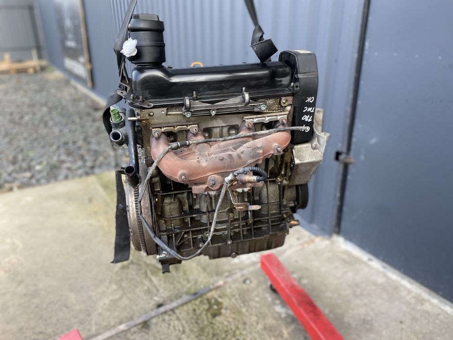 Мотор двигун голий Гольф 4 1.6 MPI AKL 74kw 8V Golf 4 розборка VW