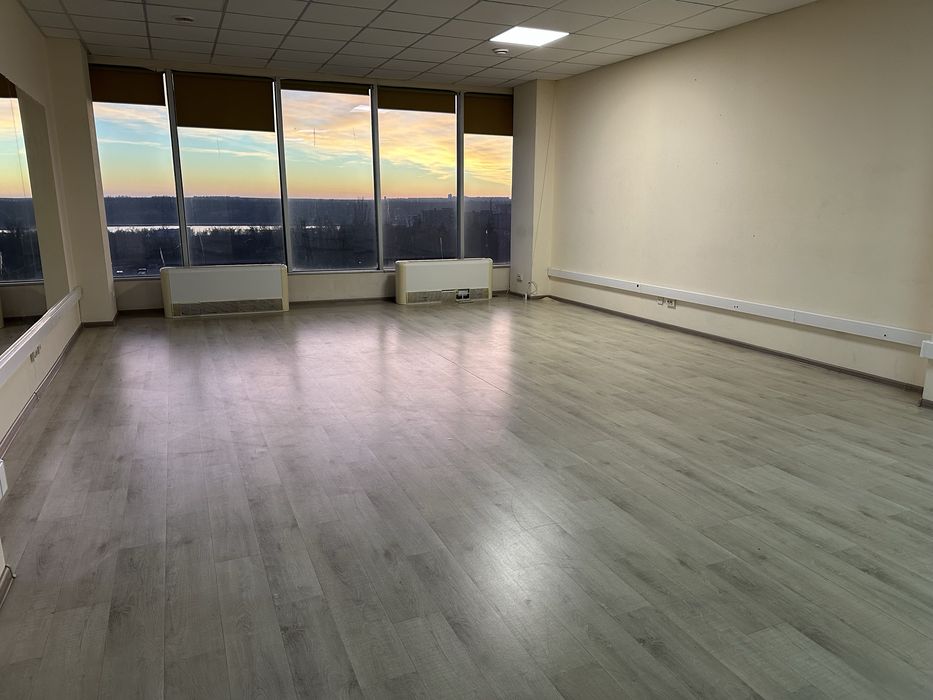 Оренда зал танцев, генератор , укриття