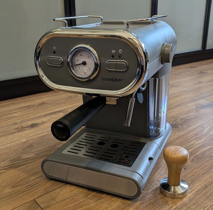 Kolbowy ekspres do kawy Silvercrest