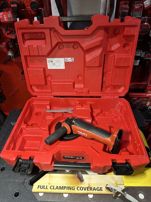 Безщіткова аккумуляторна болгарка Hilti AG 5D 22 Nuron в кейсі
