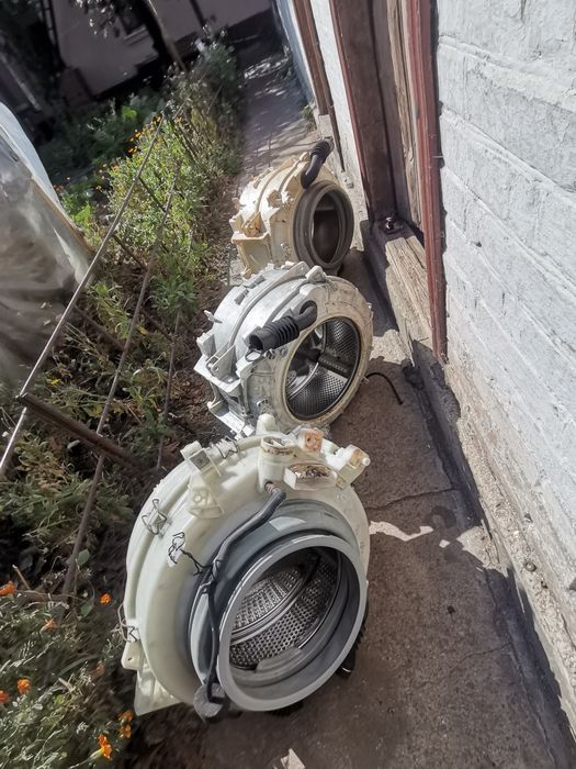 Бак стиральная машина Indesit полубак