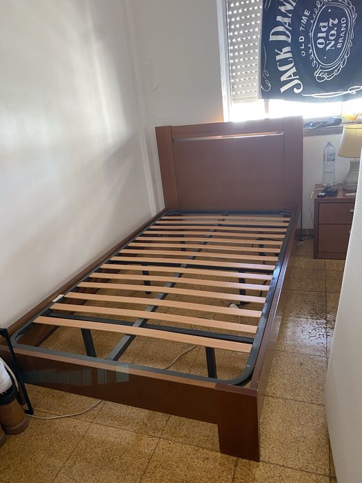 Cama de solteiro