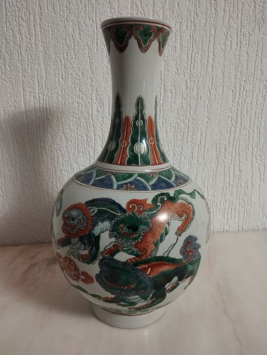 Jarro de louça chinesa