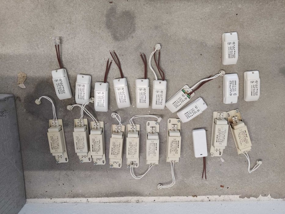 Transformadores para luzes Led e Halogênio