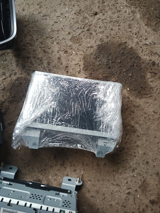 SYNC 3 Sony Ford Edge