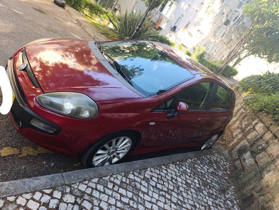 Fiat Punto 2010 1.3 MultiJet -Turbo Diesel – Económico e Fiável