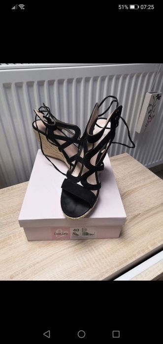 Buty na koturnie CCC rozm. 40