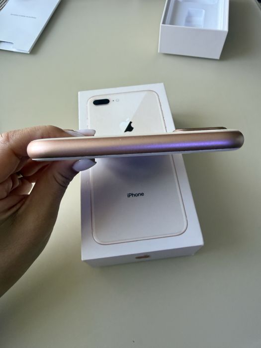Iphone 8 plus 64 GB