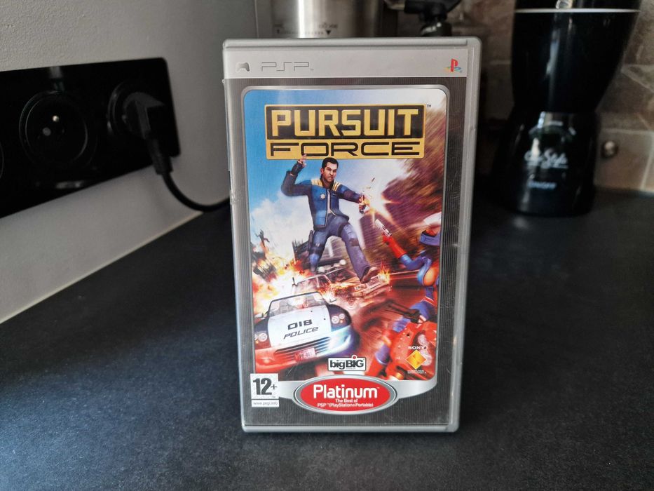 Pursuit Force - Platinum/ Sony Portable/Sony PlayStation PSP