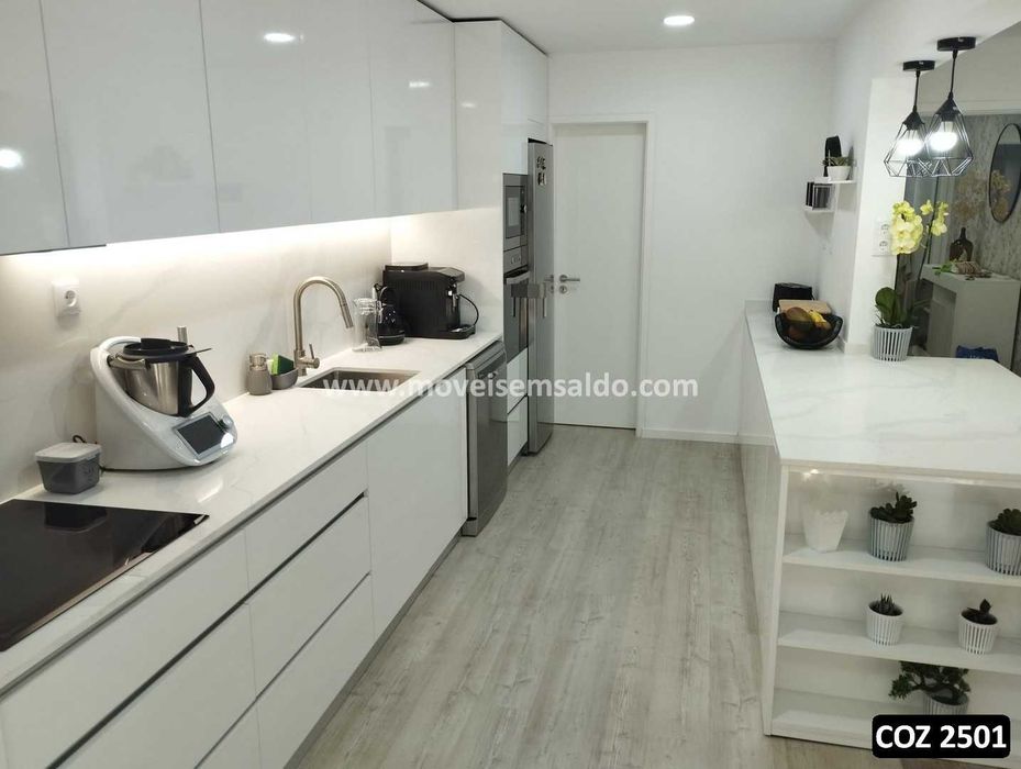 Cozinhas por medida - Somos fabrica fazemos todas as medidas e cores