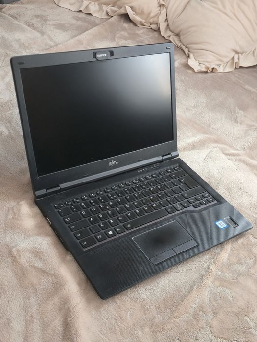 Laptop intel i5-8250U | 12 GB DDR4 | dysk SSD M2 256GB
