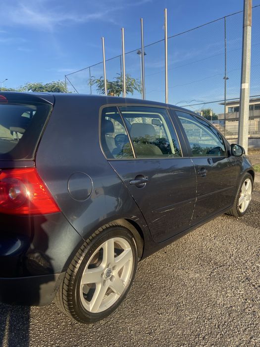 Volkswagen Golf V 2.0 TDI 140 cv | 2006 | Excelente estado