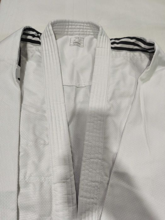 Kimono judo novo ADIDAS J350 CLUB 200cm