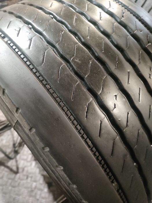 445/45R19,5 7мм шини вантажні бу.