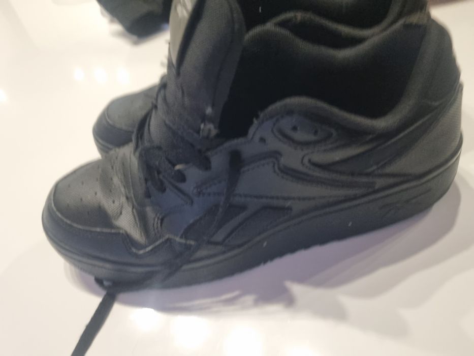 Sapatilhas pretas reebok