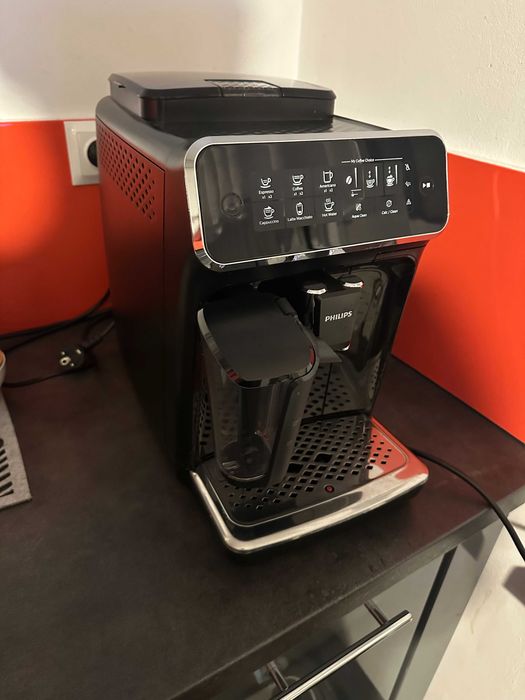 Ekspres Philips Latte Go EP3241