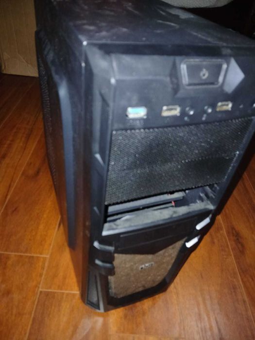 Xeon Tower PC with 12/24 Cores, 128 GB RAM, 8 GB VRAM Graphics Card, 256 GB NVMe64740938264066122