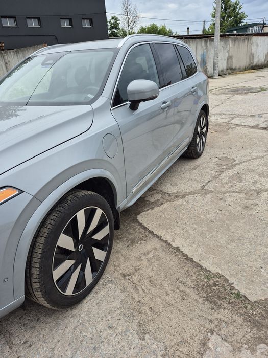 Volvo XC90 2024 VIN YV4H60CE8R1162004 фото оголошення 3 з 8