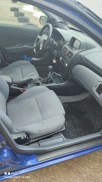 Nissan Almera хетчбек