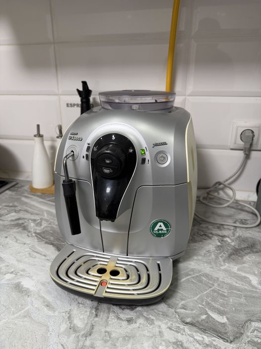 Кавоварка кавомашинка Philips Saeco Xsmall