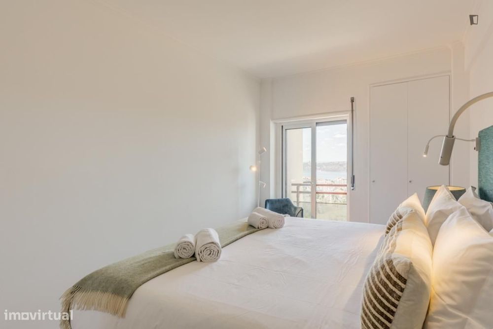 Apartamento com 2 quartos - localizado em Ajuda Lisbon