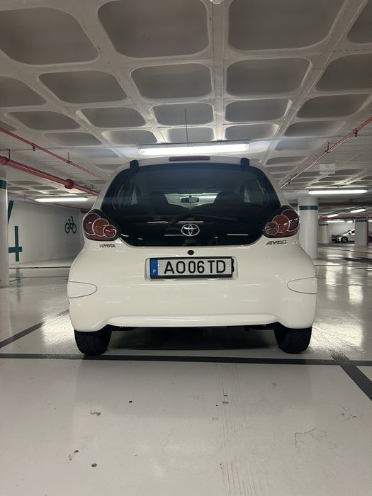 Toyota Aygo 1.0 AC | Revisões na Toyota c/ fatura