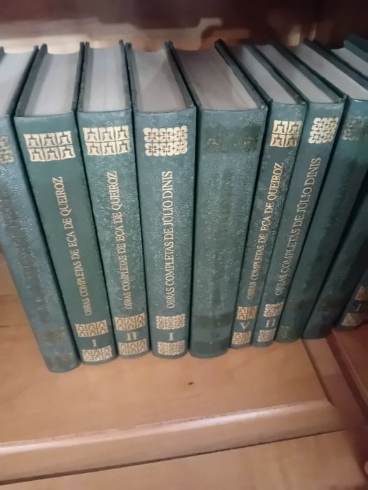 Livros Júlio Dinis e Eça de Queiroz