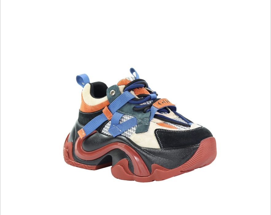 Modowe sneakersy