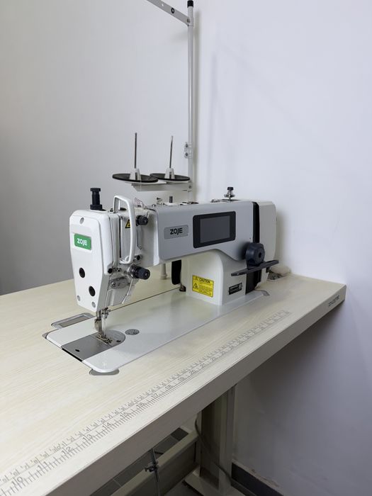 Máquina de Costura Industrial Zoje A8000-D4-TP/02