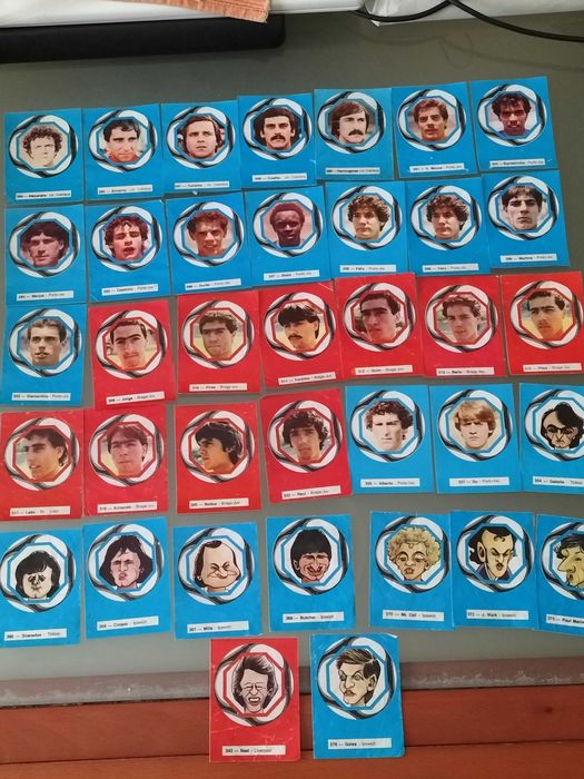 Lotes de cromos recuperados "Campeões de Futebol 81-82"