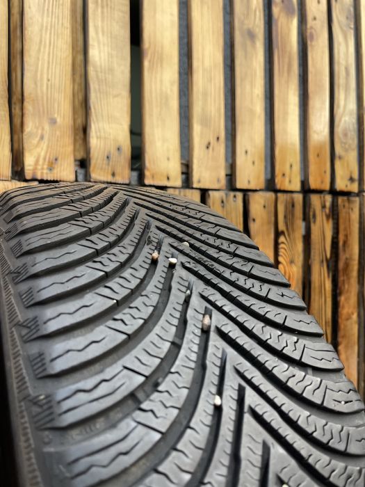 Шини б/у 205/60 r16 Michelin