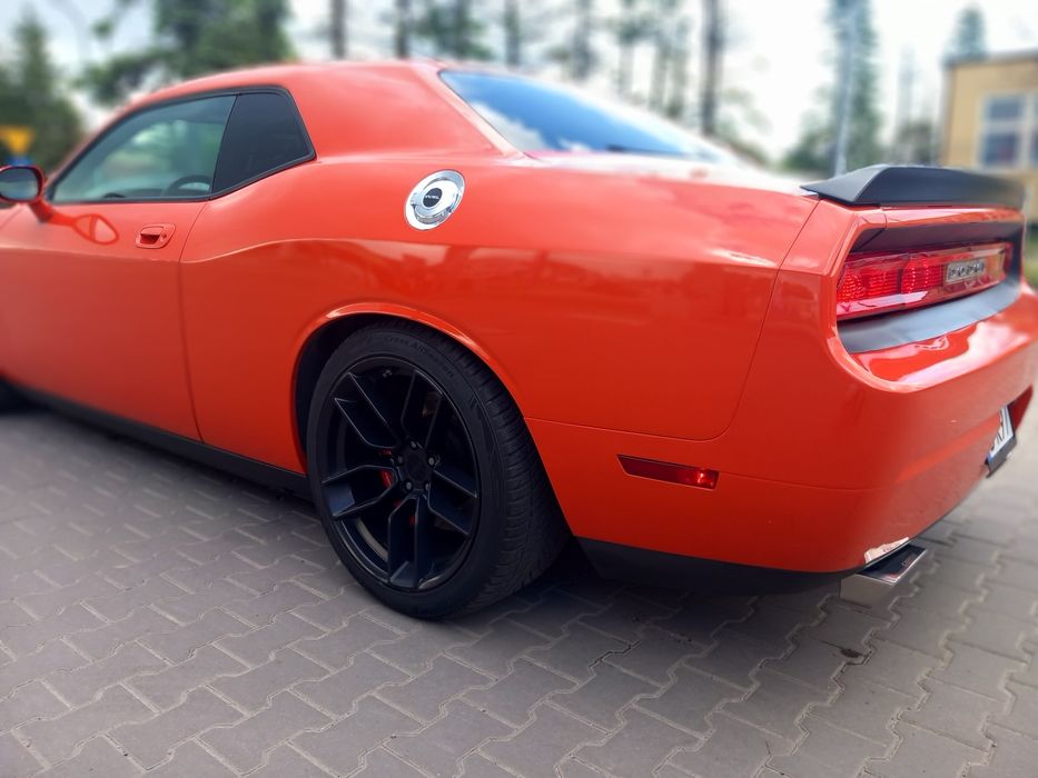 Challenger 6.1 first edition*LPG* corsa