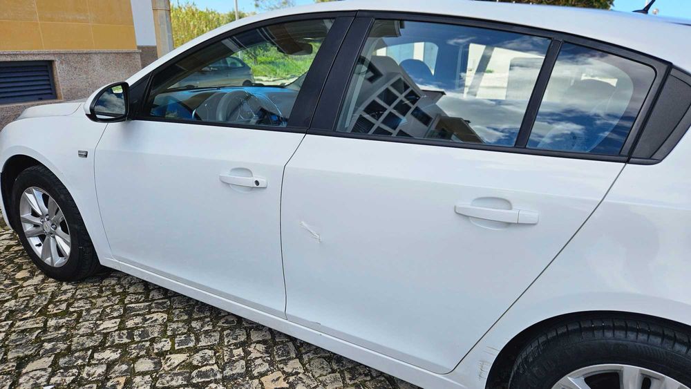 Chevrolet Cruz, caixa automática.