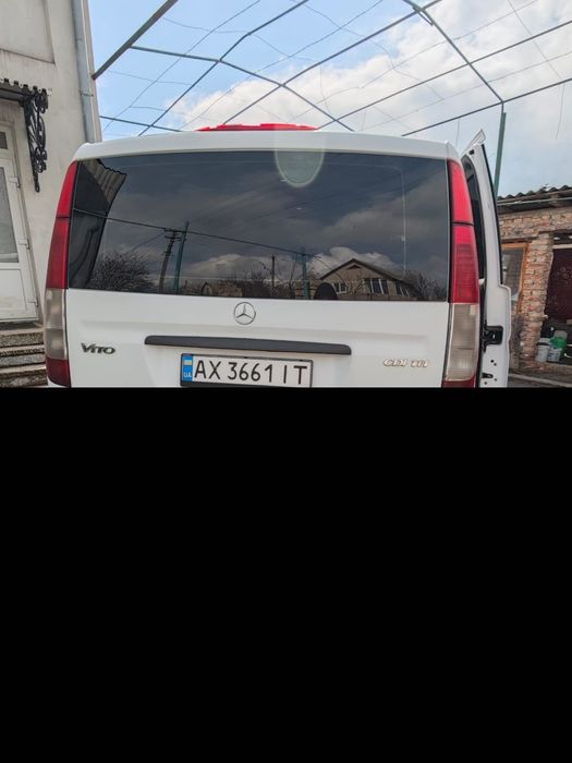Mercedes Vito 111
