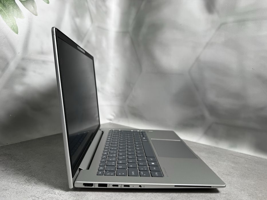 6 ядер/ HP EliteBook 645 G11 / Ryzen 5 7535U /2024 рік/ 16GB / 256GB SSD / 14" Full HD IPS