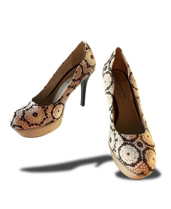 Szpilki buty damskie  koturn  platforma Tamaris czółenka 38