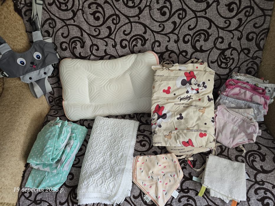 Бутилочки,іграшки і всякі дрібнички