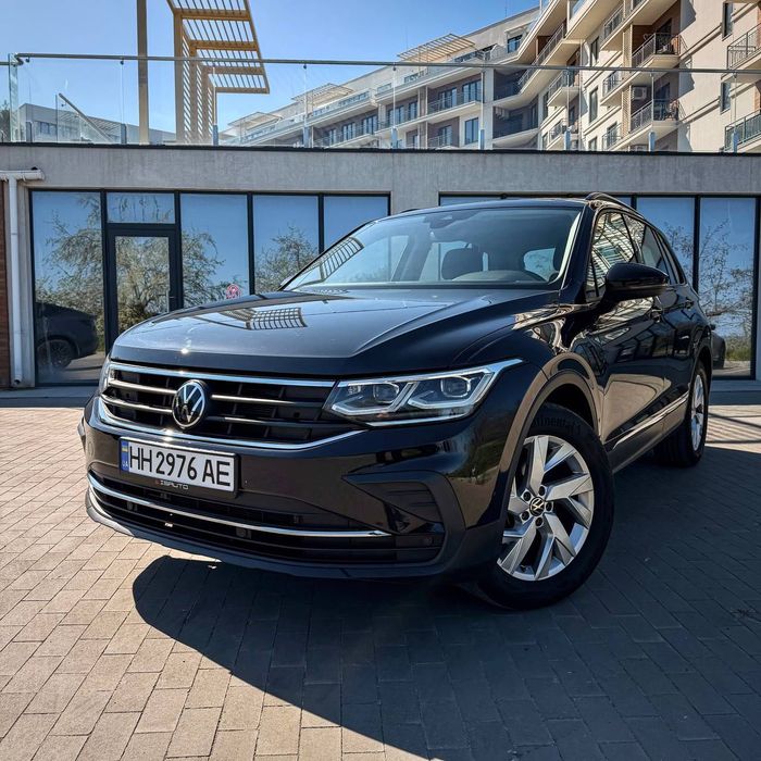 Volkswagen Tiguan 2021р, 2.0 дизель, пробіг 57 тис.км.