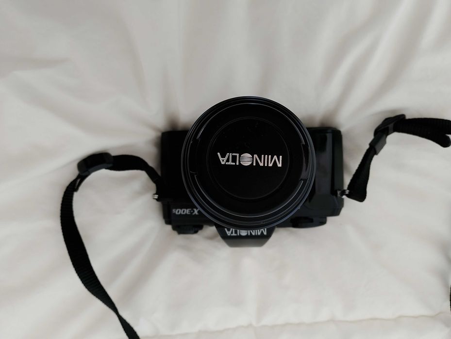 Maquina fotográfica analógica Minolta Modelo X- 300 s