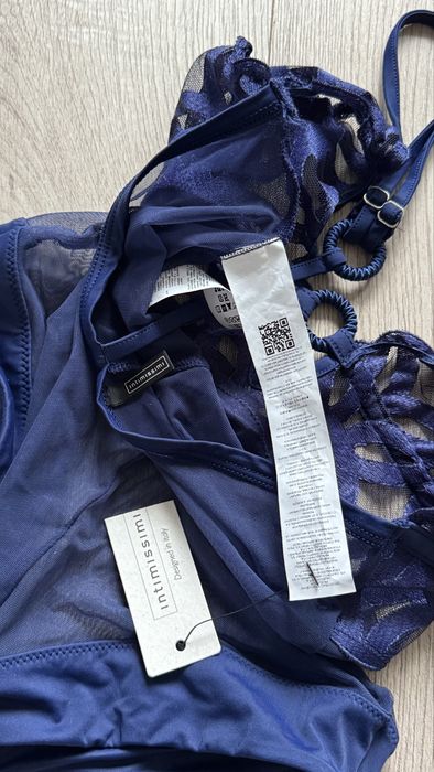 Kobaltowe koronkowe tiulowe body Intimissimi rozmiar S