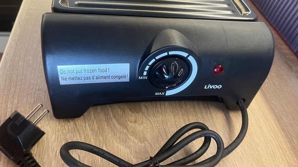 Grill stołowy, grill  raclette dla 12 osób Livoo