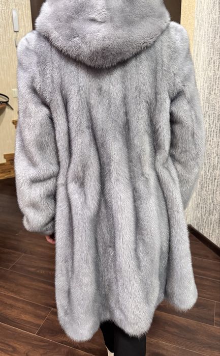 Голуба норкова шуба