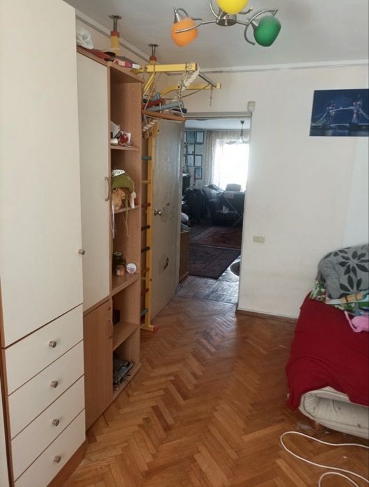 Продається квартира   3-к, 10/10 пов, 70 м2, вул  Борщагівська 173/ 187