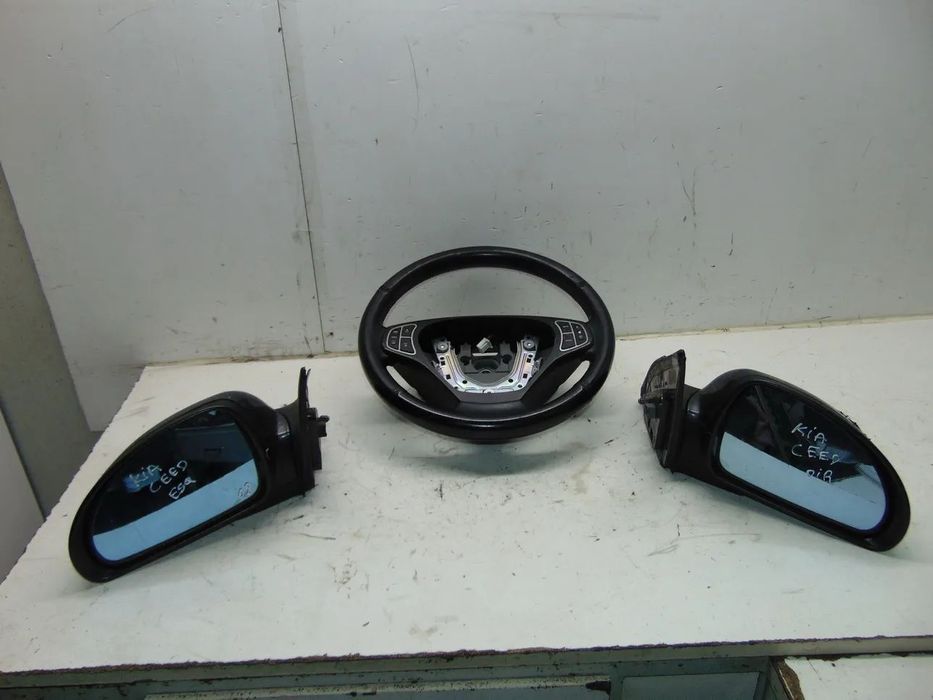 Kia Ceed espelhos " nova de stock antigo