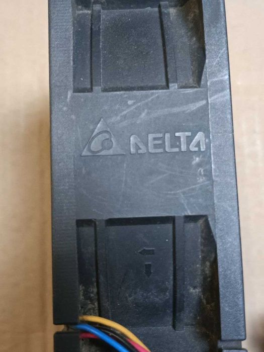 Потужний кулер 120мм 3-4 пін 12В Мощный Delta AVC Foxconn сітка гриль