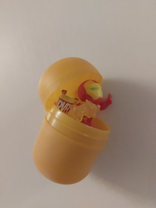Iron Man Marvel kinder niespodzianka